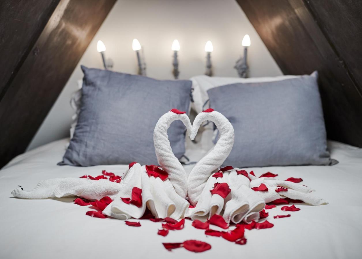 Huisjes Aan De Amstel - Your Home Away From Home アムステルフェーン エクステリア 写真